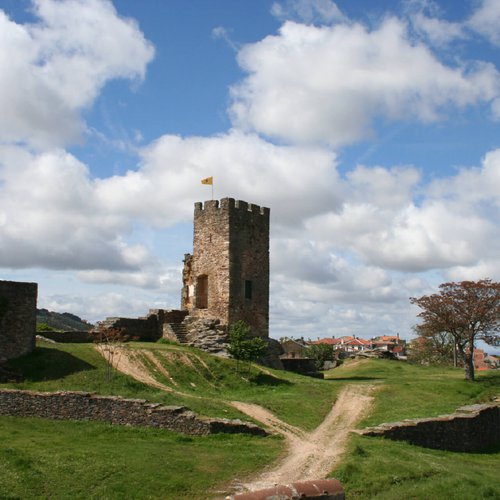 Mogadouro Castle